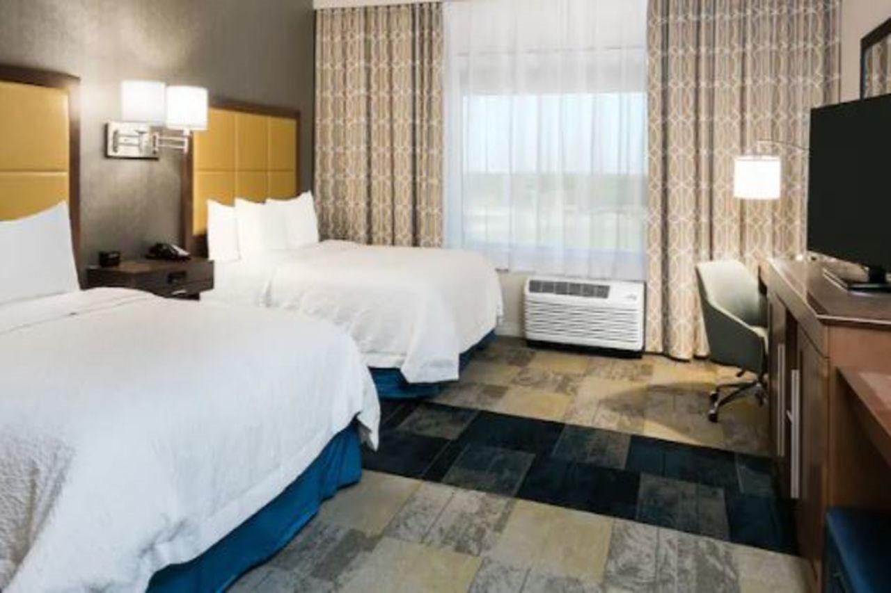 Hampton Inn & Suites San Antonio Brooks City Base, Tx Zewnętrze zdjęcie